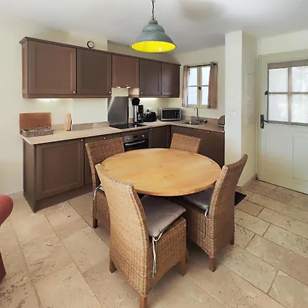 2 Bedroom In Saint-laurent-de-la-ca * Saint-Laurent-de-la-Cabrerisse
